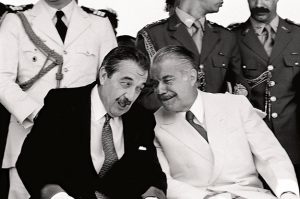 Alfonsín (left) and Sarney built enough trust to withstand leaks and other tensions.