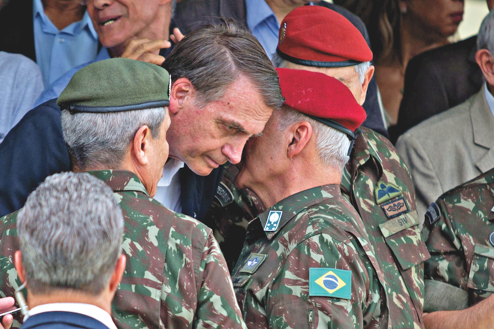 � Complicado�: O relacionamento entre Bolsonaro e os militares