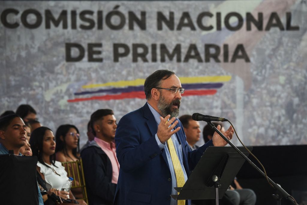 Venezuela's Primary Commission announces that the Venezuelan opposition primary will take place in October.