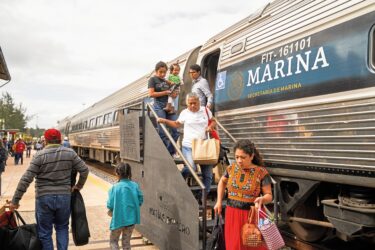 Passengers alight in Matías Romero, Oaxaca, from the new Tehuantepec Interoceanic Train.