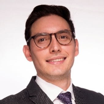 Eduardo Ruiz headshot