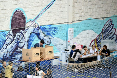 Voters cast ballots in Tegucigalpa on November 30.