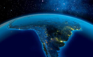 A corrida espacial chega à América Latina. A região quer deixar de ser apenas um campo de disputa para se tornar protagonista na crescente economia espacial.